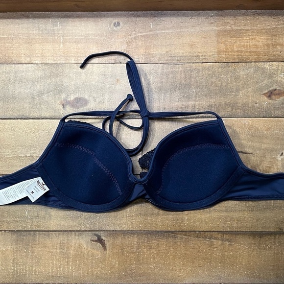 𝅺Hollister Underwire Halter Bikini Top with Netted Ruffle Navy Blue Sz M - Picture 7 of 7